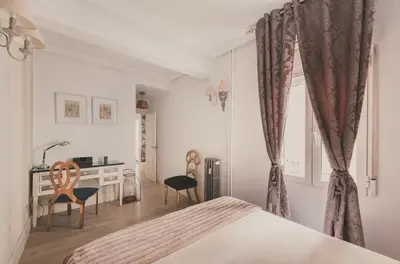 Cama o camas de una habitación en City Deluxe Apartment- Alquiler corta duración