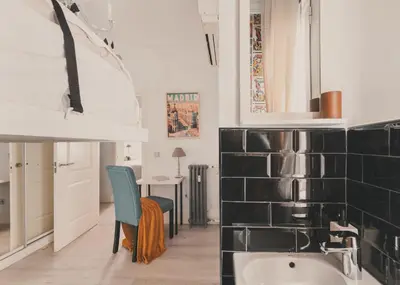Una cocina o zona de cocina en City Deluxe Apartment- Alquiler corta duración