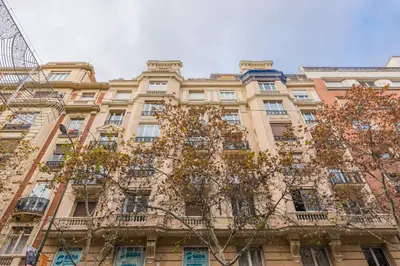 Edificio en el que se encuentra el apartamento