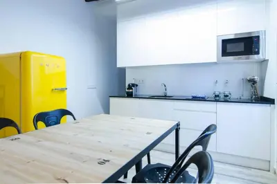 Una cocina o zona de cocina en La latina -2BD 2BTH -Brand-new apartment