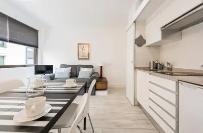 Una cocina o zona de cocina en Recoletos