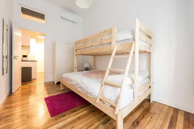 Cama o camas de una habitación en M&F Gran Via 3 Hab