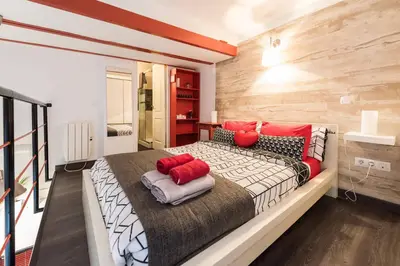 Cama o camas de una habitación en Loft en Travesía de Cabestreros - Lavapiés