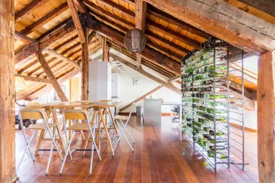 Plano de Apartamento rústico de lujo