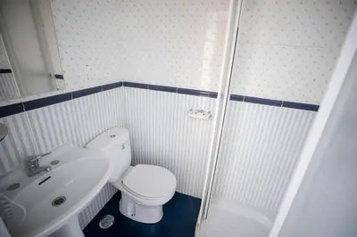 Un baño de Hostal Los Perales