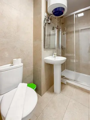 Un baño de Cómodo y agradable estudio en Madrid centro A3