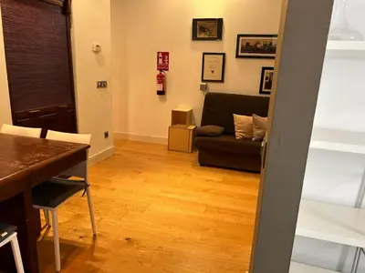 Zona de estar de Estudio en Av de America Madrid