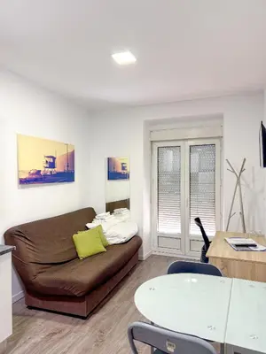 Zona de estar de Comodo y agradable estudio en Madrid centro A5