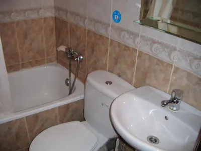 Un baño de Hostal Tudescos