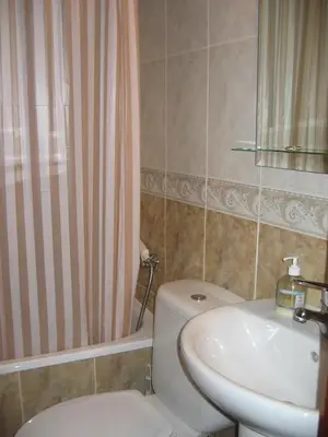 Un baño de Hostal Tudescos