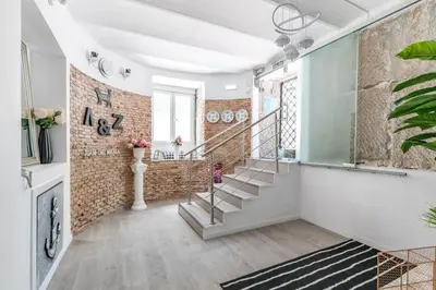 Plano de AYZ Juan de Mena - Auto check-in property