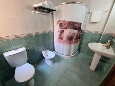 Un baño de Hostal Miami
