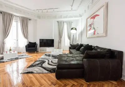 Zona de estar de M&F ATTIC WITH GREAT VIEWS