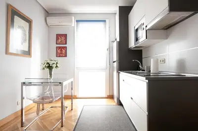 Una cocina o zona de cocina en Milla De Oro