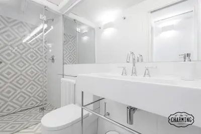 Un baño de Madrid Plaza - junto a la Plaza Mayor, 2 habitaciones