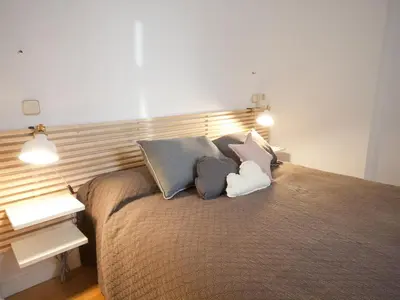 Cama o camas de una habitación en Flexliving Morería - monthly rentals & other non tourist stays only