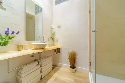 Plano de Stylish Loft at Madrid's Heart, Chueca