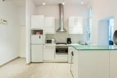 Plano de Stylish Loft at Madrid's Heart, Chueca