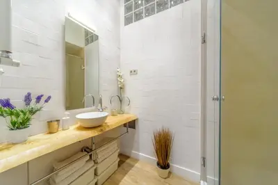 Plano de Stylish Loft at Madrid's Heart, Chueca
