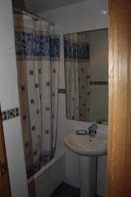 Un baño de Hostal Santa Cruz