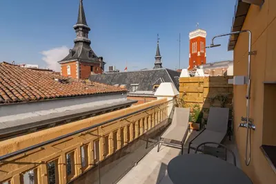 Plano de Plaza Mayor Suites & Apartments