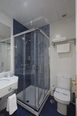 Un baño de Rincón de Gran Vía