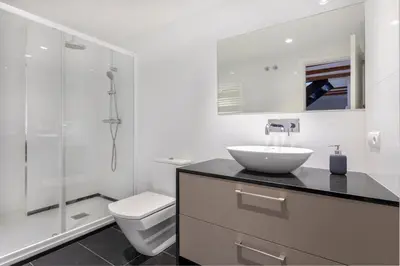 Un baño de Slow Suites Chueca