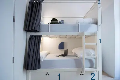 Cama o camas de una habitación en room00 Gran Vía Hostel