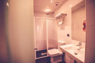 Un baño de Hostal Prado