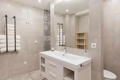 Un baño de **NEW** GRAN ESTUDIO A ESTRENAR CENTRO de MADRID