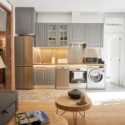 LEEWAYS APARTMENT in FE