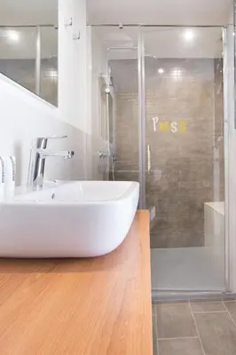 Un baño de Unique stylish - 2bd2bth - salamanca