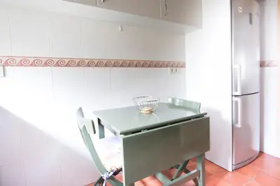 Plano de Bright and Wide apartment - Avenida de America