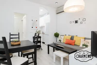 Zona de estar de Atocha - Apartamento de 2 dormitorios en el Centro de Madrid