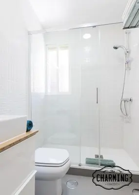 Un baño de Atocha - Apartamento de 2 dormitorios en el Centro de Madrid