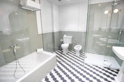Un baño de Soho Boutique Congreso