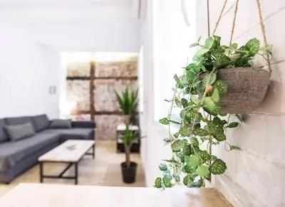 Zona de estar de INTIMATE AND ARTISTIC FLAT WIFI PUERTA DEL SOL