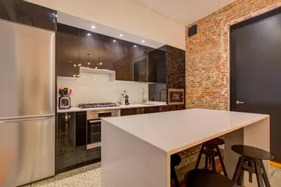 Una cocina o zona de cocina en Luxury Rooms Madrid Center Duplex