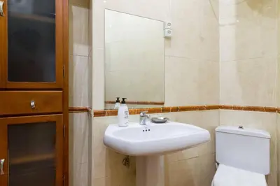Un baño de Cozy Apartment in Plaza Mayor Square by Batuecas