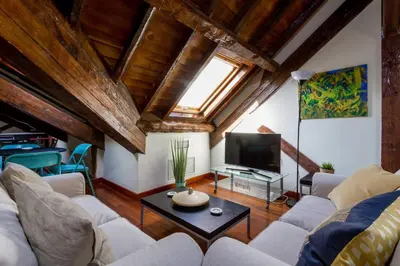 Zona de estar de Rustic 5 Bedroom Atic, La Latina (Centre Madrid)
