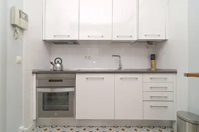 Una cocina o zona de cocina en Bright Apartment in La Latina by Batuecas
