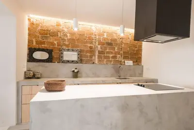 Una cocina o zona de cocina en Impressive Apartment in Madrid Center by Batuecas