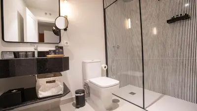 Un baño de Soho Boutique Opera