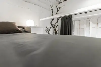 Cama o camas de una habitación en (Carmen) Modern & luxury space near Plaza Mayor