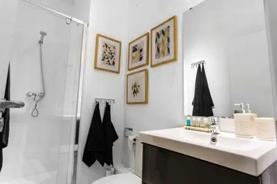 Un baño de (Esperanza) Modern & luxury space near Plaza Mayor