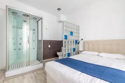 Cama o camas de una habitación en Spacious flat puerta del sol