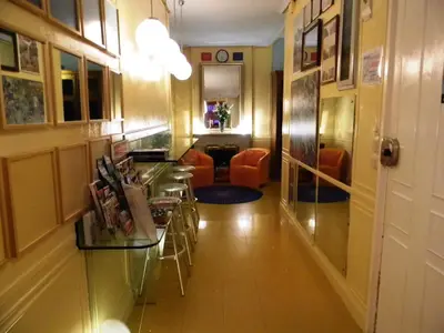 Zona de estar de Hostal La Fontana