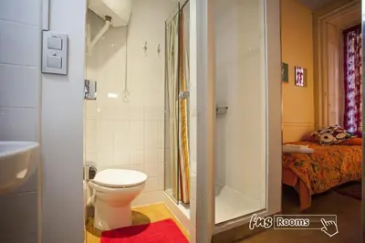 Un baño de Hostal La Fontana