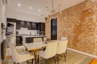 Una cocina o zona de cocina en Luxury Rooms Madrid Center
