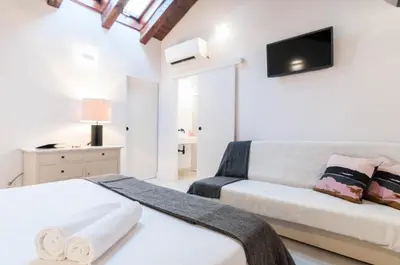 Cama o camas de una habitación en Hellenhost - Gran Vía